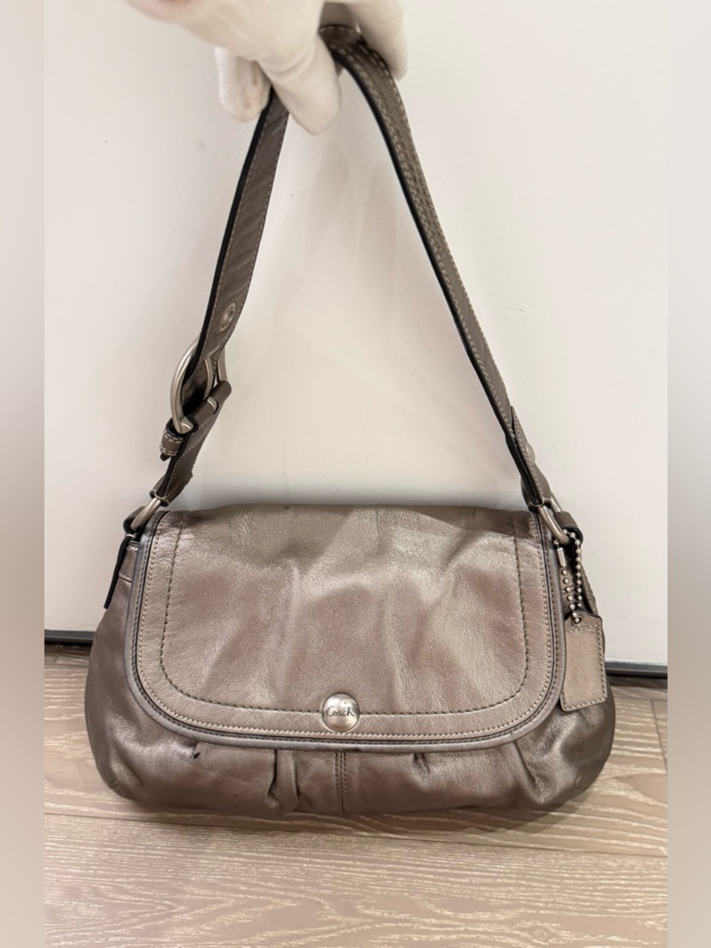 Vintage Coach Y2K Soho Flap Shoulder Bag